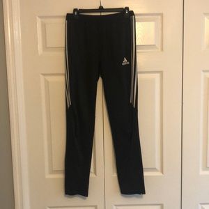 ✨ womens adidas training pants ✨